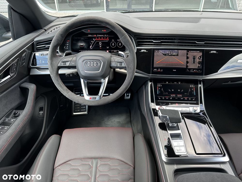 Audi RS Q8 - 16