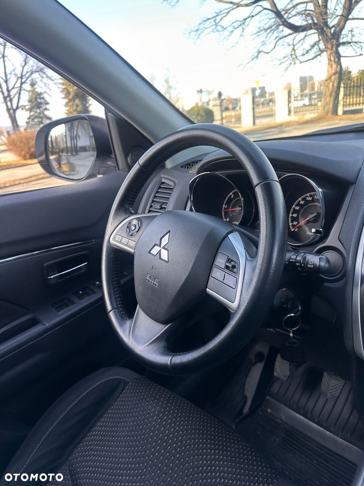 Mitsubishi ASX 1.8 DI-D 4WD Instyle - 28