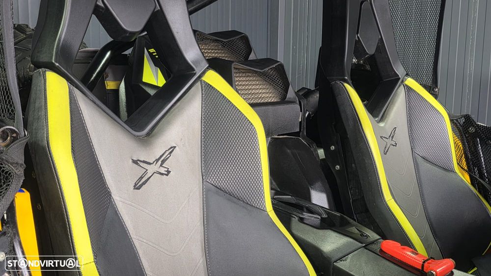 Can-Am Maverick R Maverick Turbo - 16