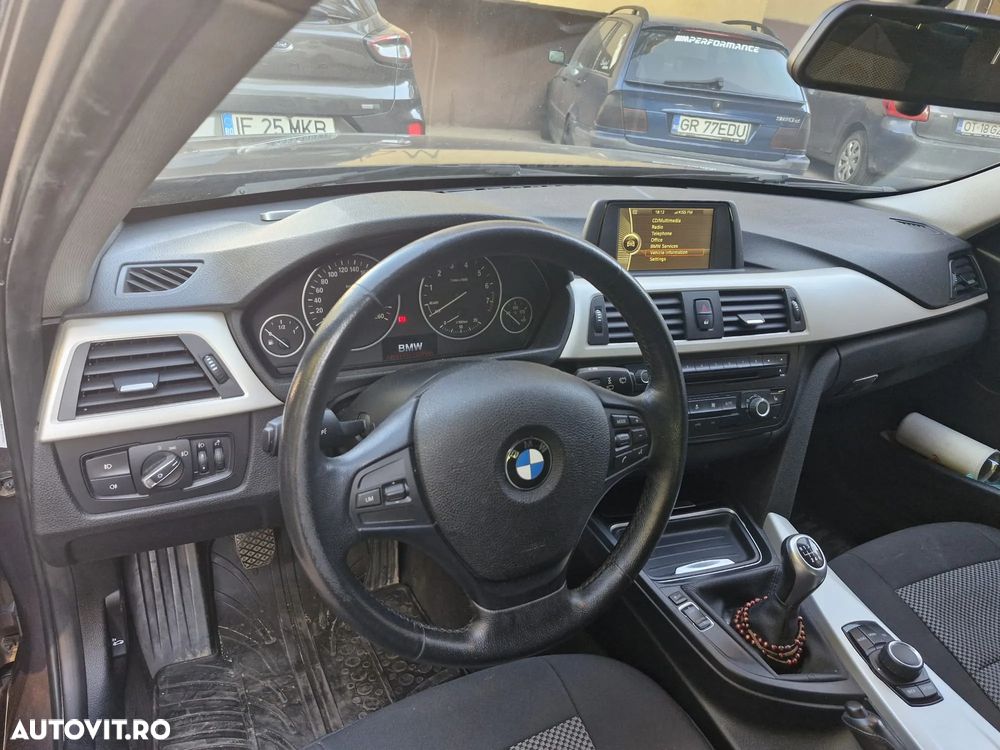 BMW Seria 3 316i - 6