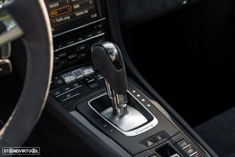 Porsche 911 (991) Carrera 4 GTS PDK - 17