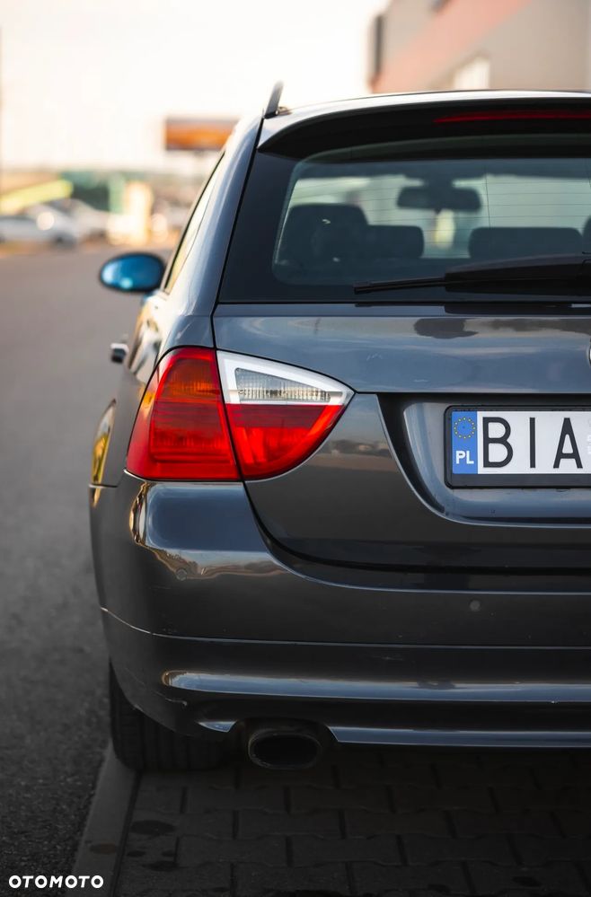 BMW Seria 3 - 12