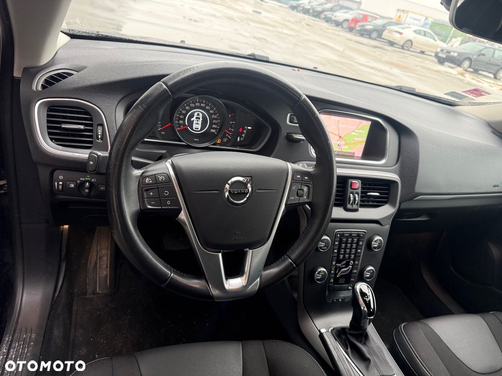 Volvo V40 D3 Drive-E Momentum - 15