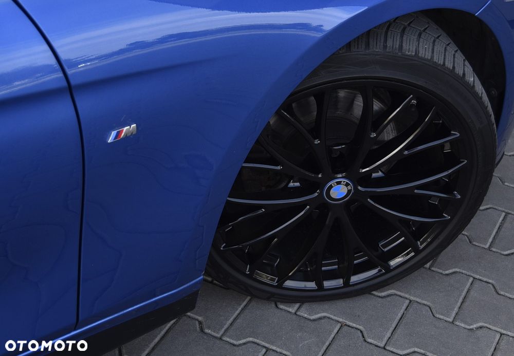 BMW Seria 3 320d xDrive Sport-Aut Sport Line - 11