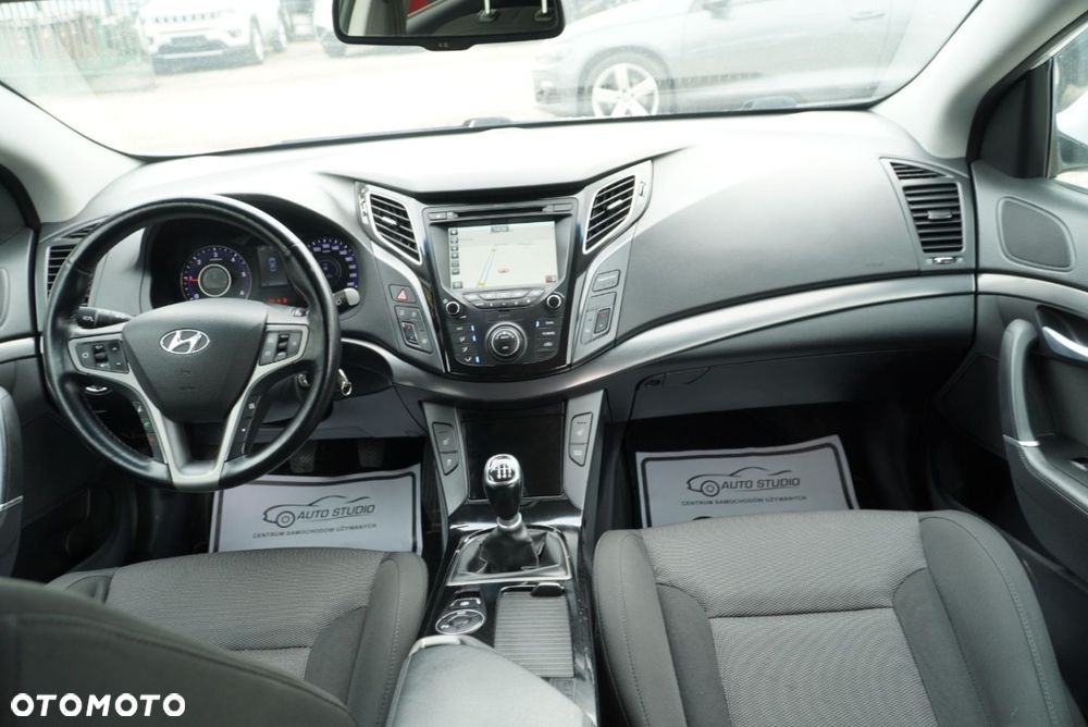 Hyundai i40 1.7 CRDi Comfort + - 5