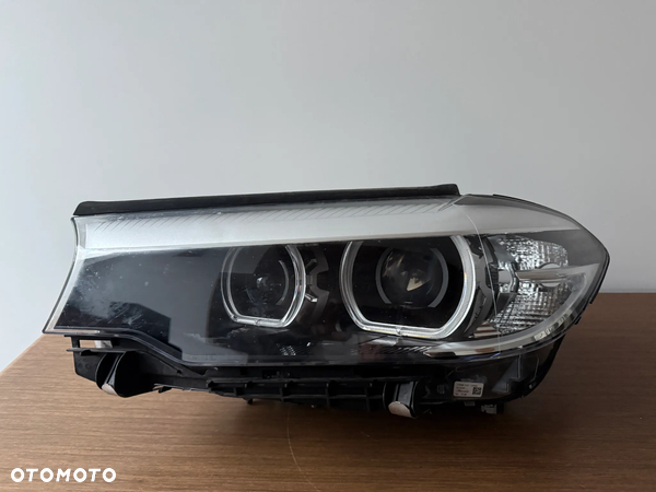 BMW 5 G30 G31 REFLEKTOR LAMPA PRZÓD LEWY FULL LED EU 8499111