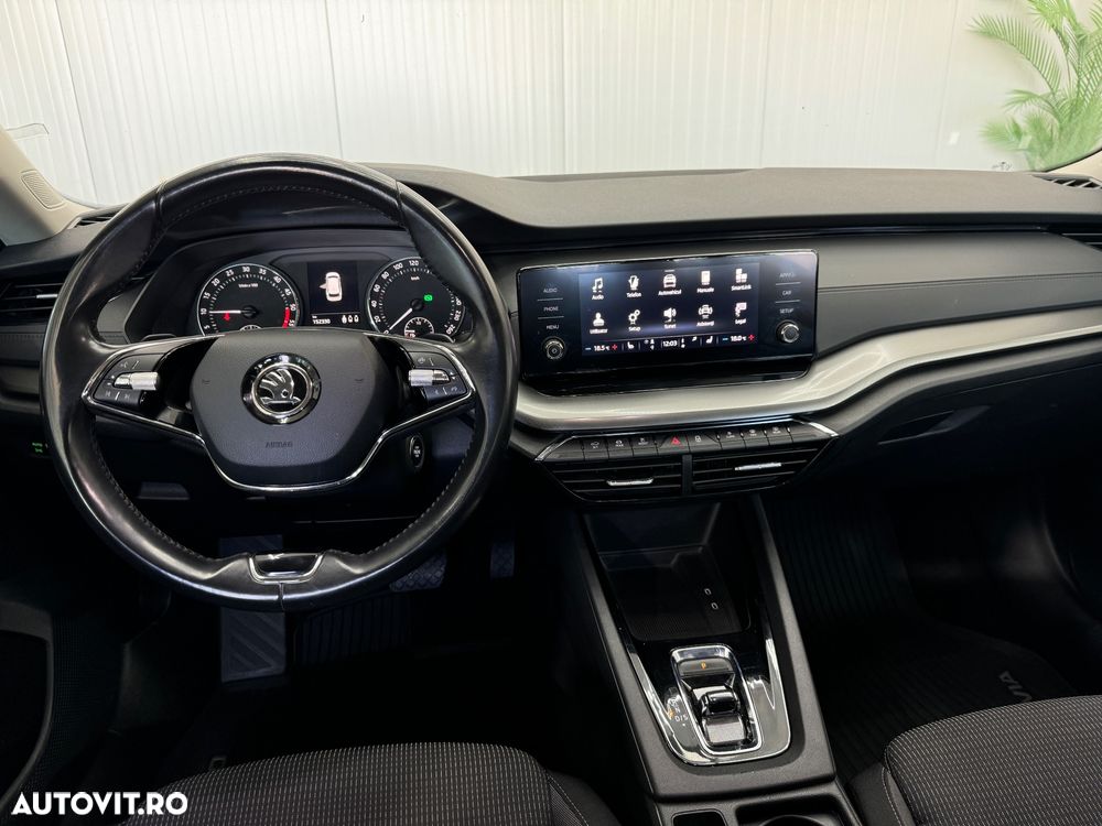 Skoda Octavia Combi 2.0 TDI DSG Ambition - 10