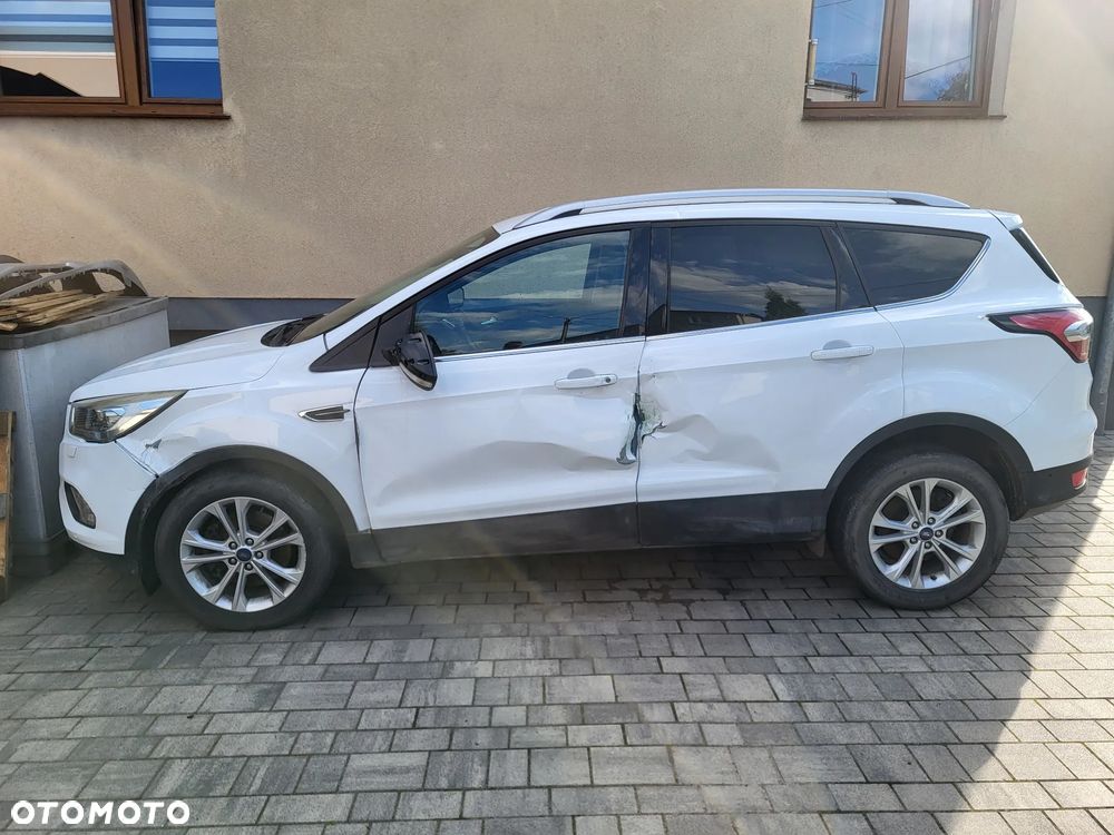 Ford Kuga 1.5 TDCi FWD Titanium - 3