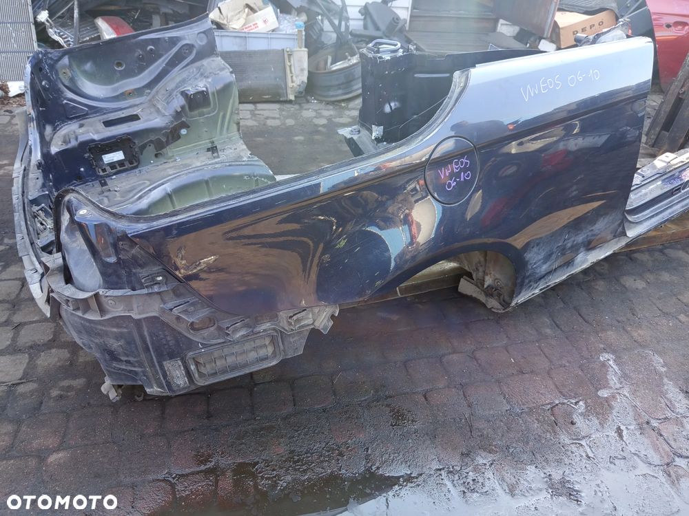 PAS TYLNY Z BŁOTNIKAMI  WANNĄ VW EOS - 3