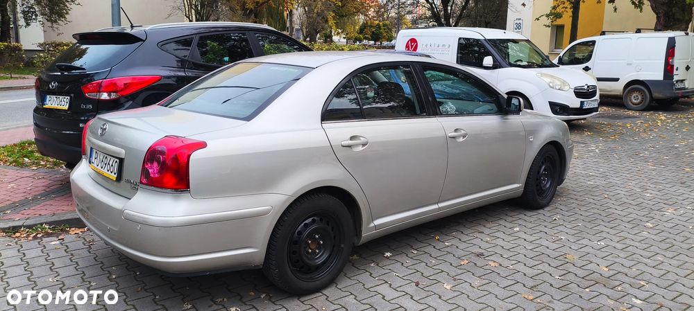 Toyota Avensis 2.0 VVT-i Prestige - 1