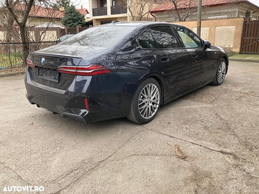 BMW Seria 5 520d xDrive Aut. - 5