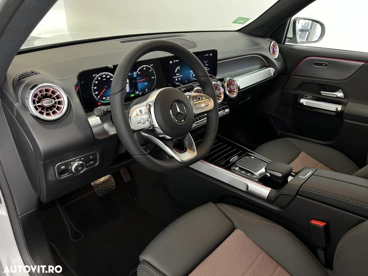 Mercedes-Benz EQB 300 4MATIC - 10
