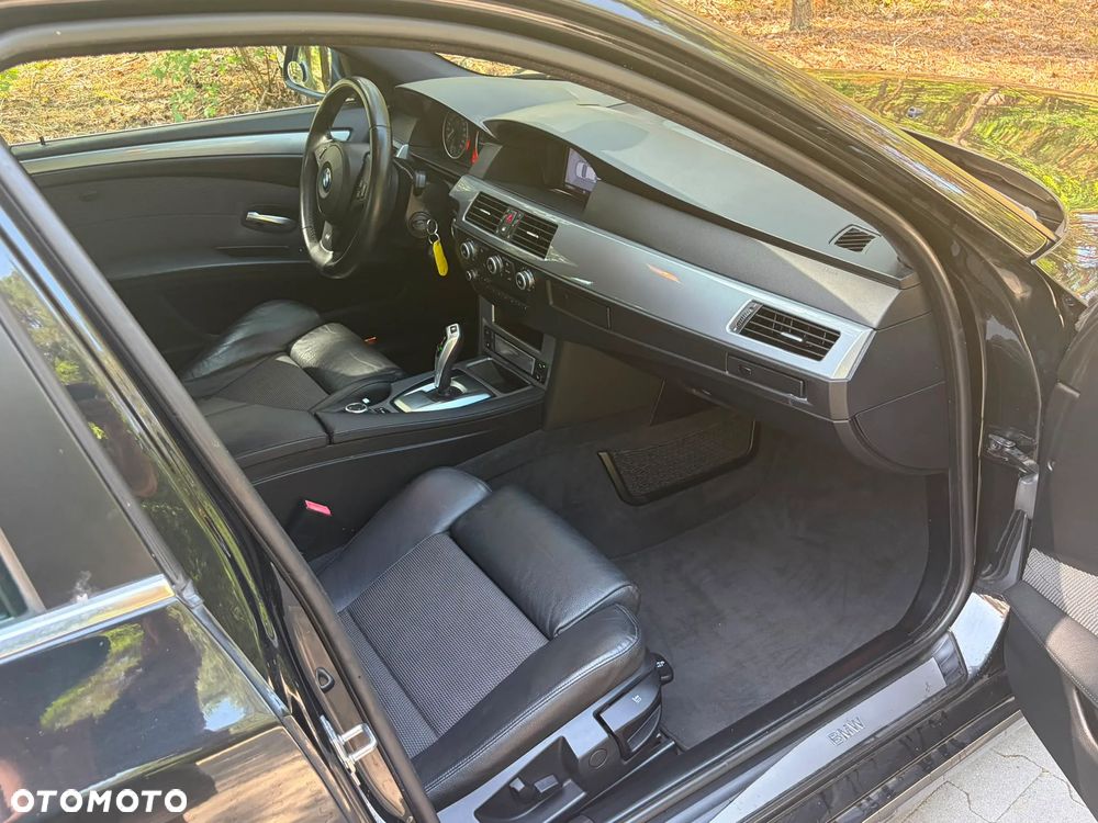 BMW Seria 5 520d Edition Exclusive - 29