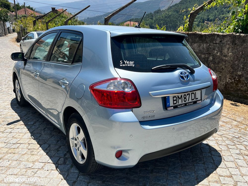 Toyota Auris 1.8 HSD Comfort+Navi - 4