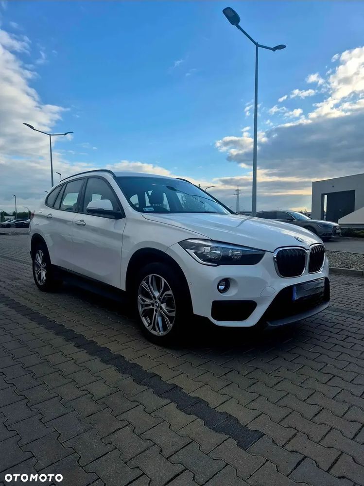 BMW X1 sDrive18i Advantage - 2