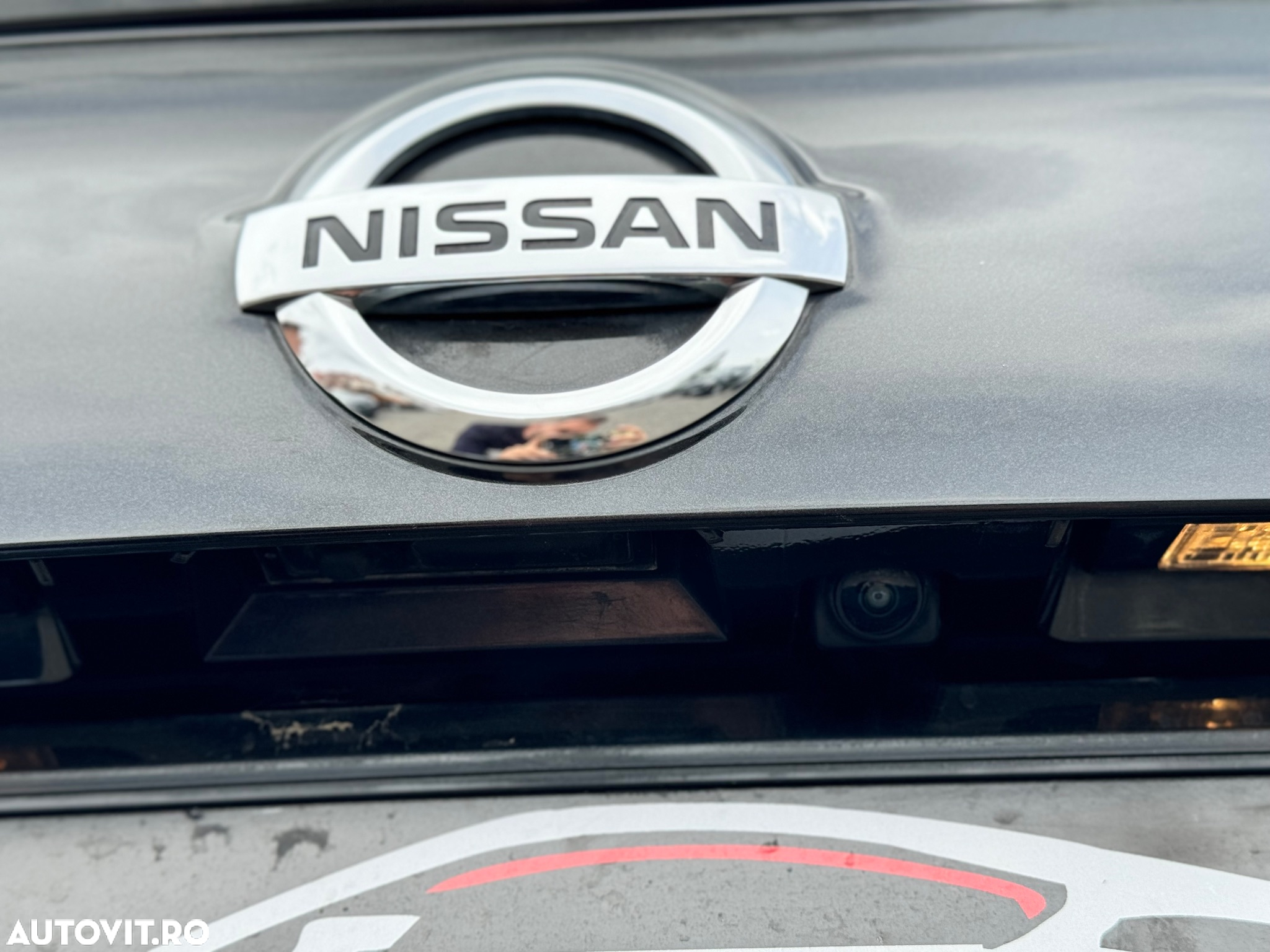 Nissan Qashqai 1.6 DCI Xtronic TEKNA - 20
