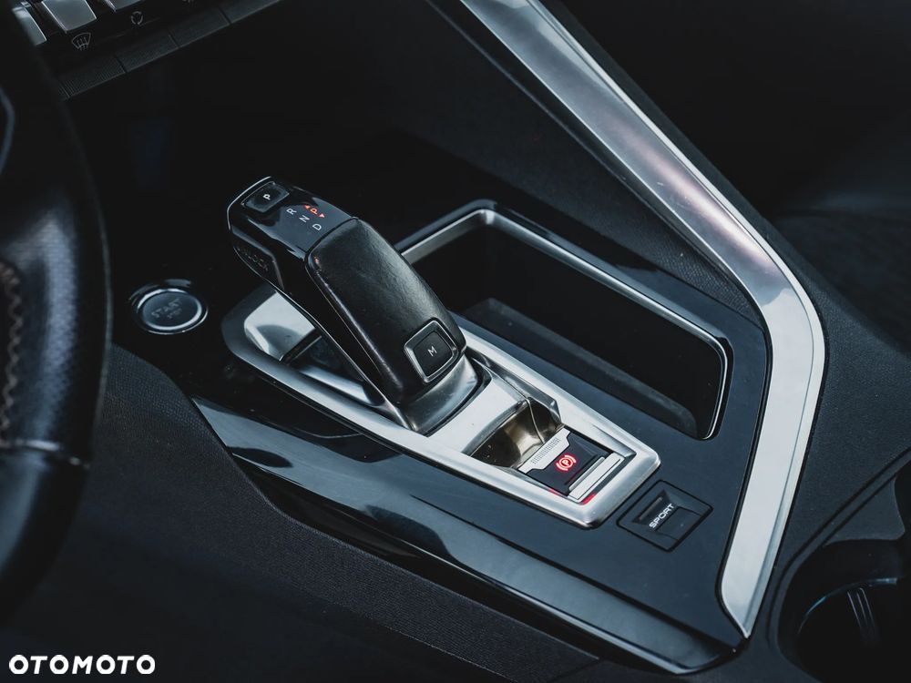 Peugeot 3008 BlueHDi 120 Stop & Start EAT6 Allure - 29