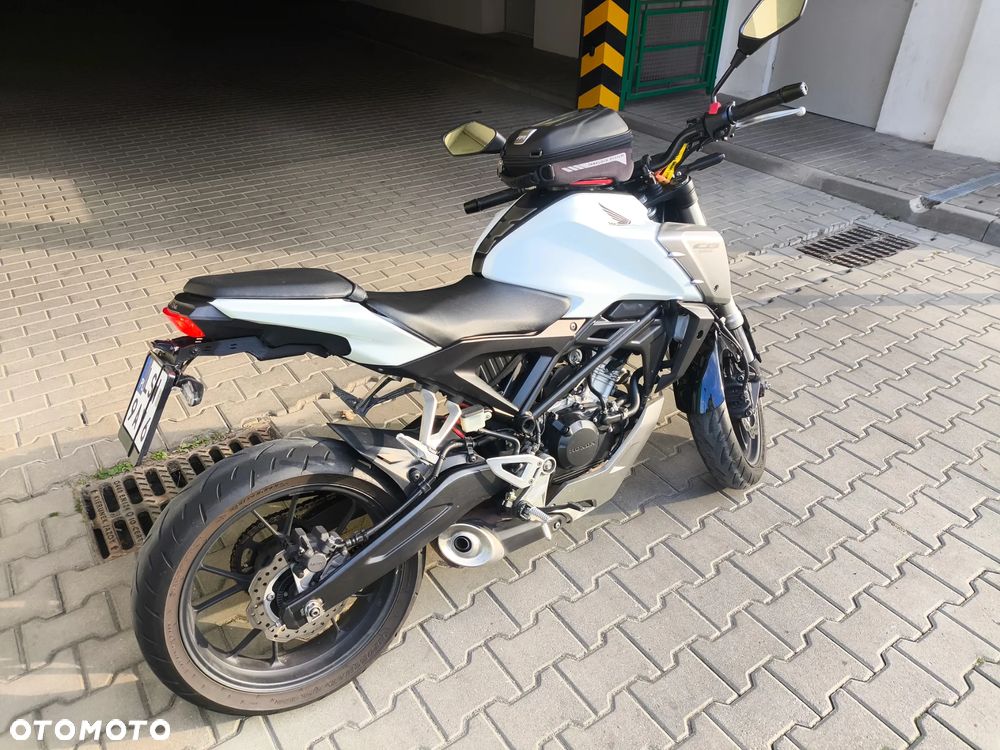 Honda CB - 4