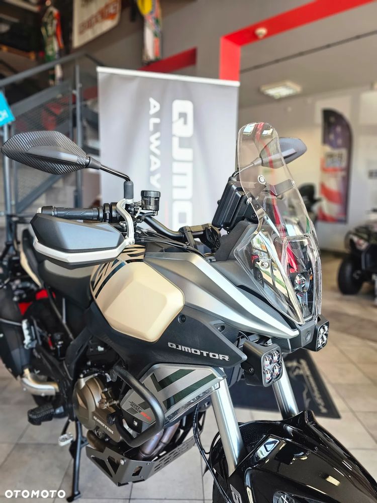 QJMOTOR SRT 600SX - 5