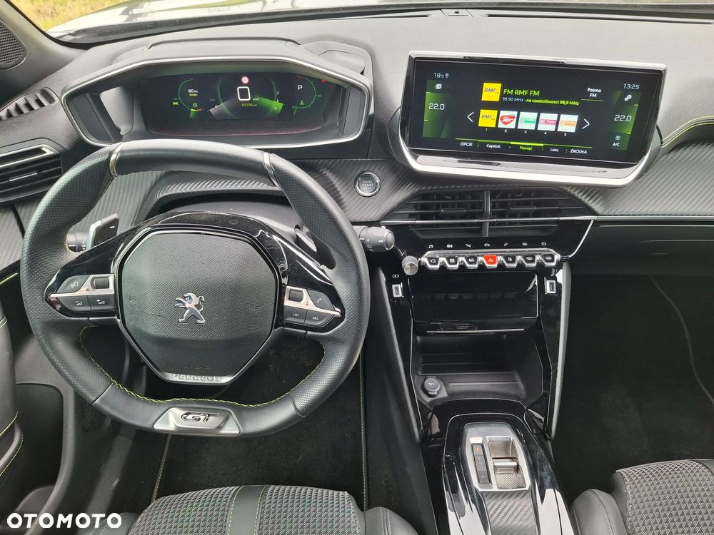 Peugeot 2008 PureTech 130 EAT8 GT - 5