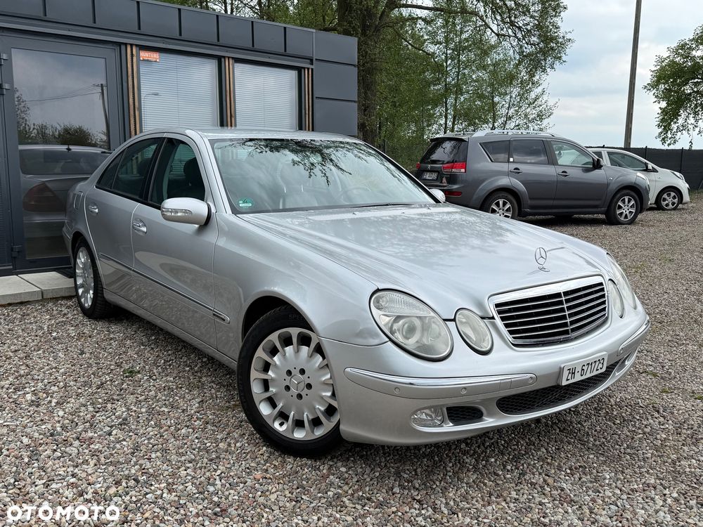 Mercedes-Benz Klasa E 500 7G-TRONIC Elegance - 7