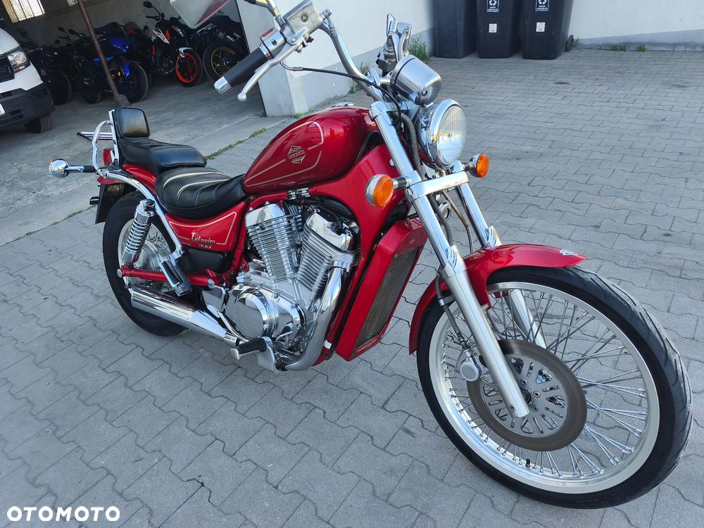 Suzuki VS - 4