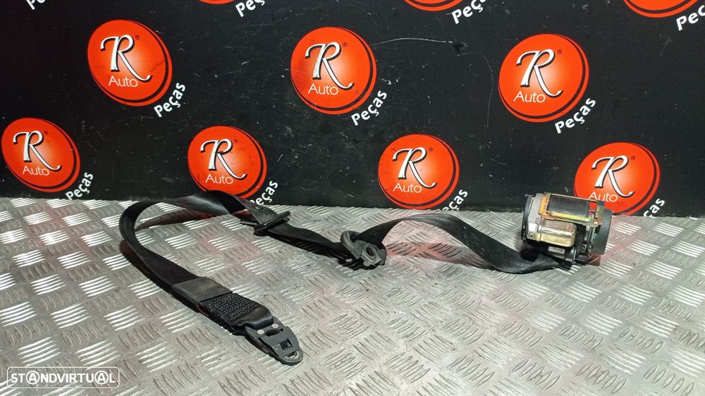 Cinto Frente Direito Audi A4 (8E2, B6) - 1
