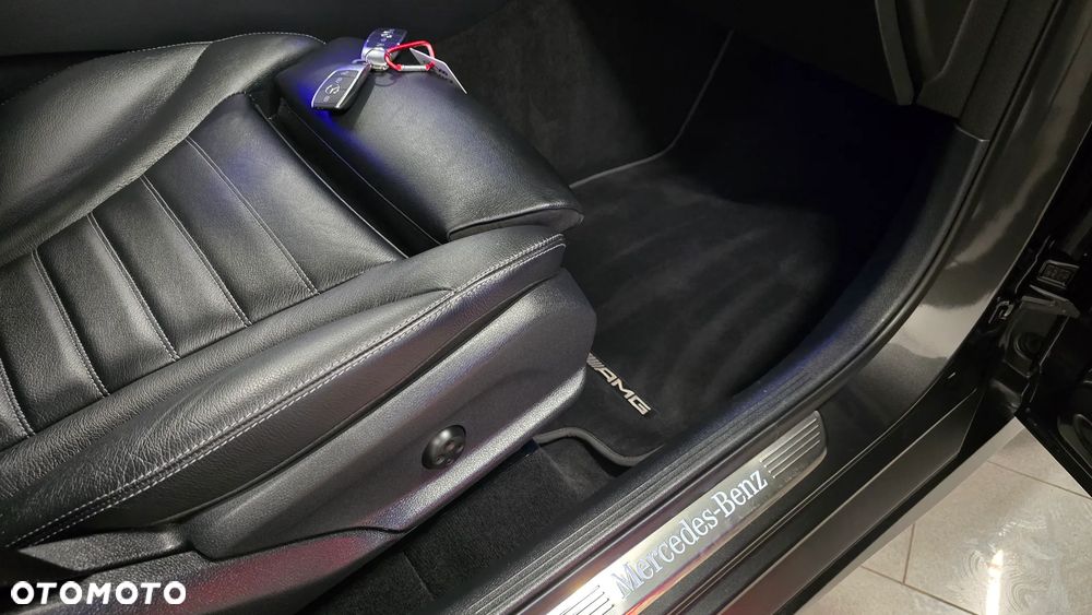 Mercedes-Benz GLC 300 de 4Matic 9G-TRONIC AMG Line Plus - 18