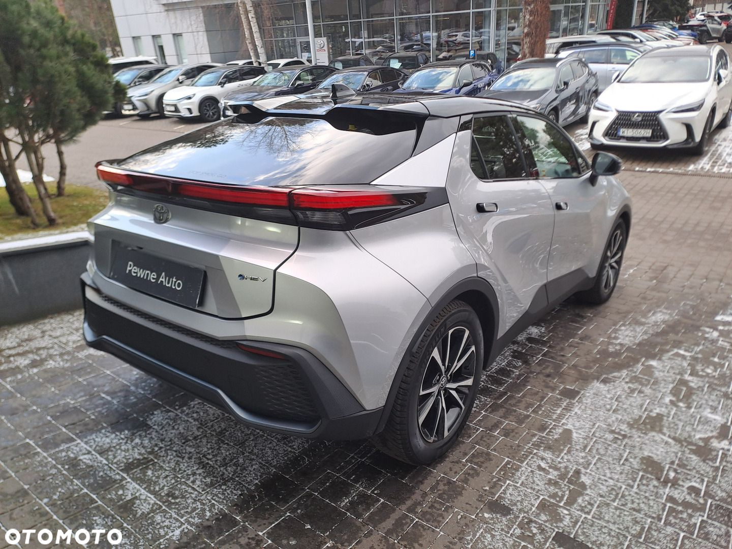 Toyota C-HR - 4