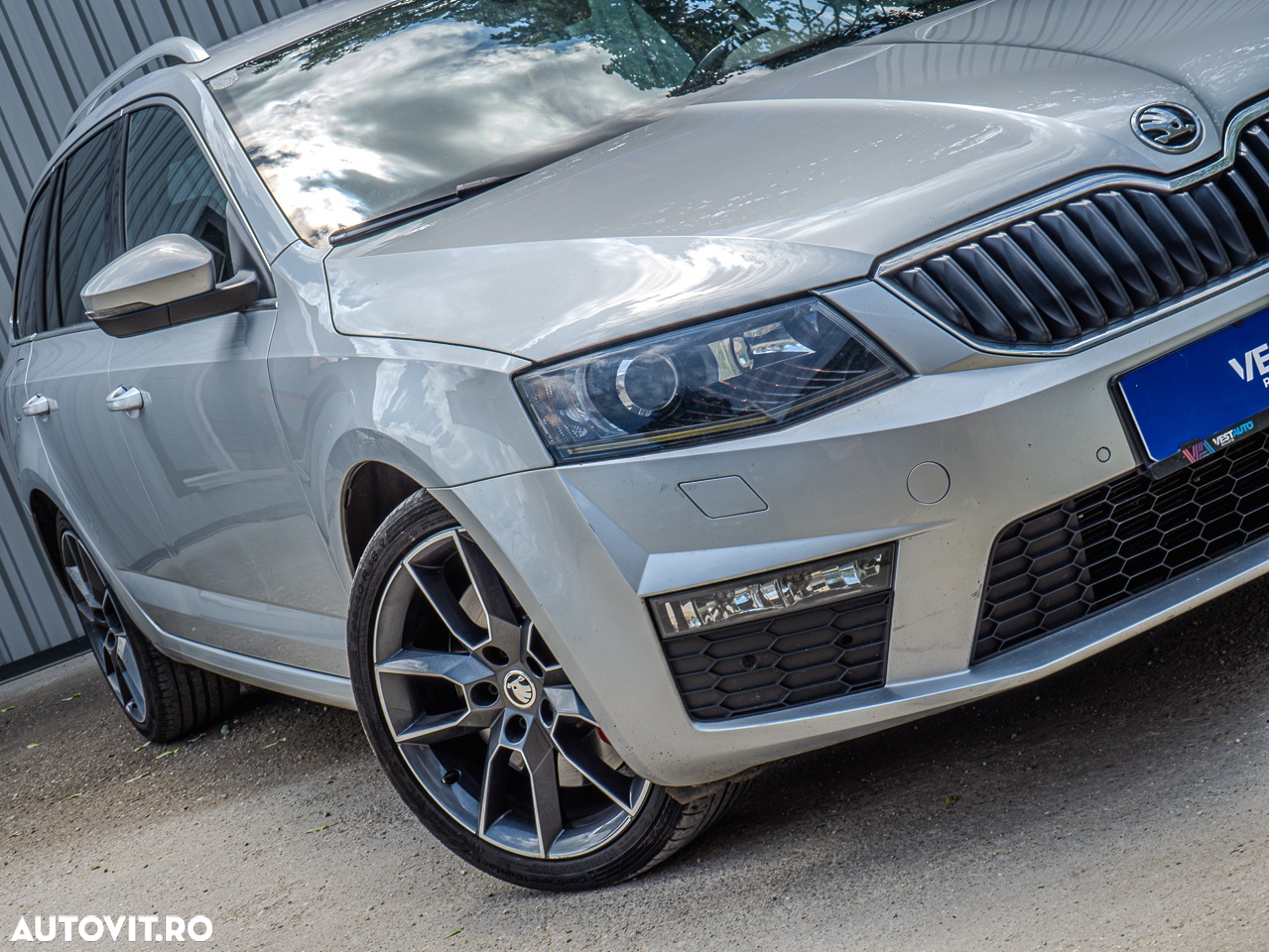 Skoda Octavia Combi Diesel 2.0 TDI DSG RS - 12