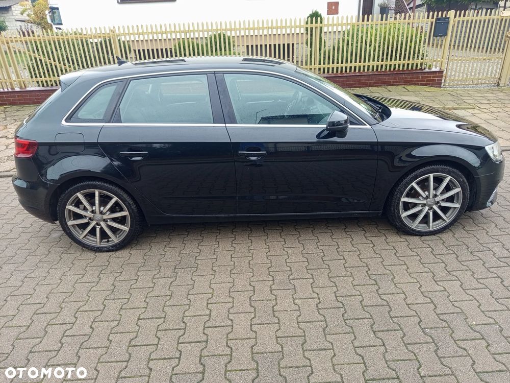Audi A3 Sportback - 4