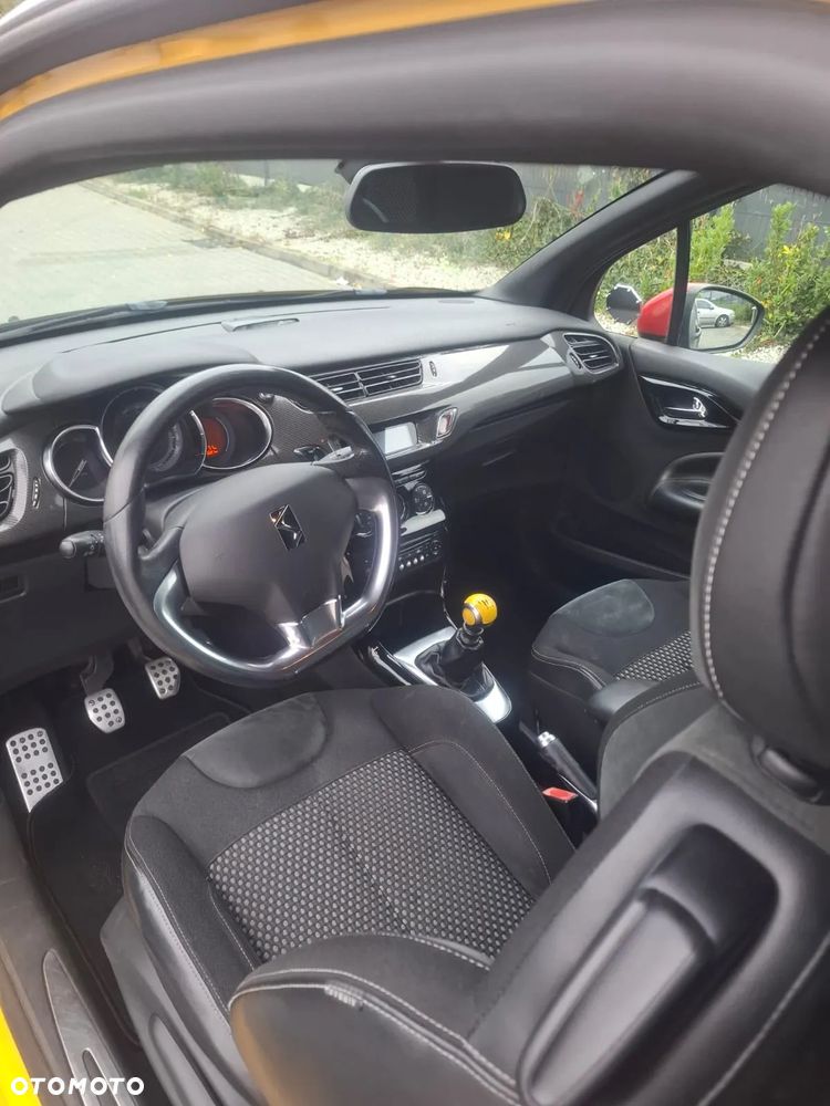 Citroën DS3 1.6 THP SportChic - 12