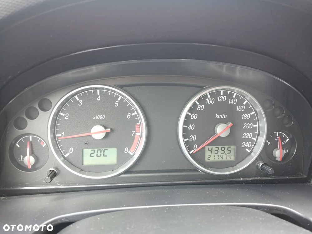 Ford Mondeo - 9