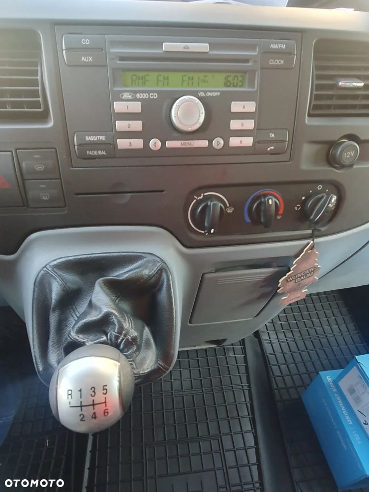 Ford Transit 300S Trend - 22