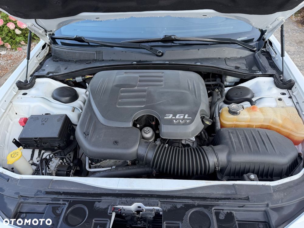 Chrysler 300C - 12