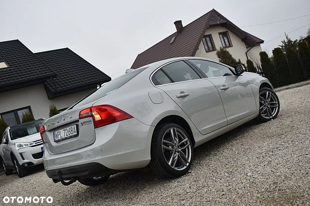 Volvo S60 D3 Geartronic Summum - 39