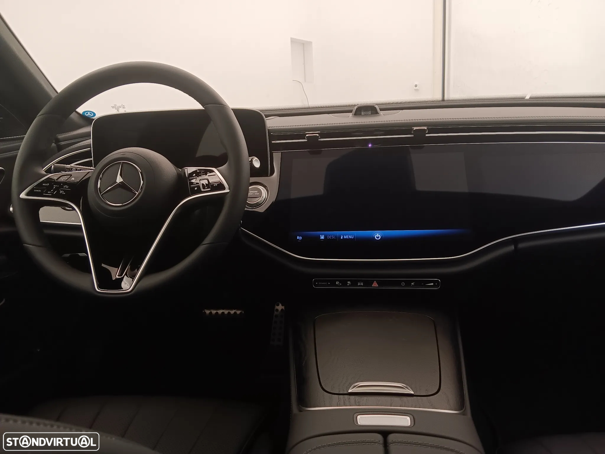 Mercedes-Benz E 300 Standard - 18