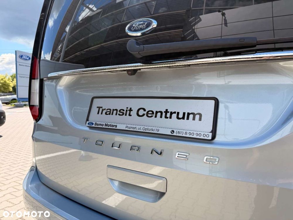 Ford Tourneo Connect - 10