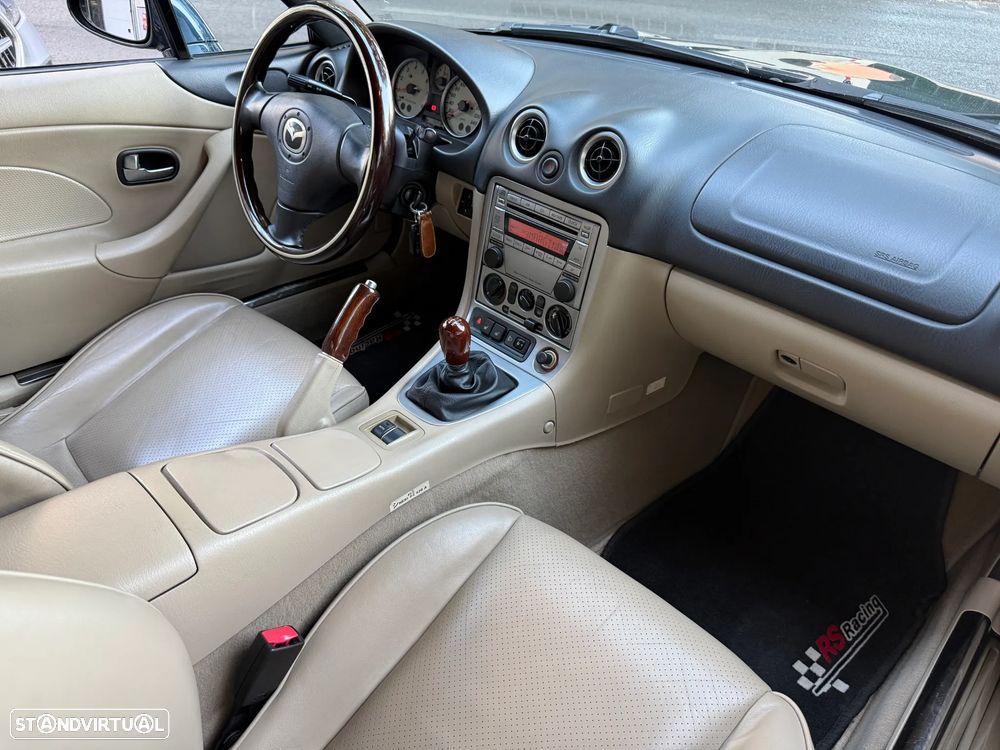 Mazda MX-5 1.6i 16V - 13