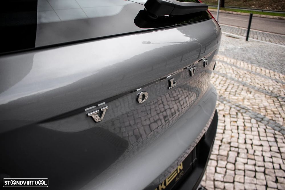 Volvo XC 40 1.5 T5 PHEV Plus Bright - 12