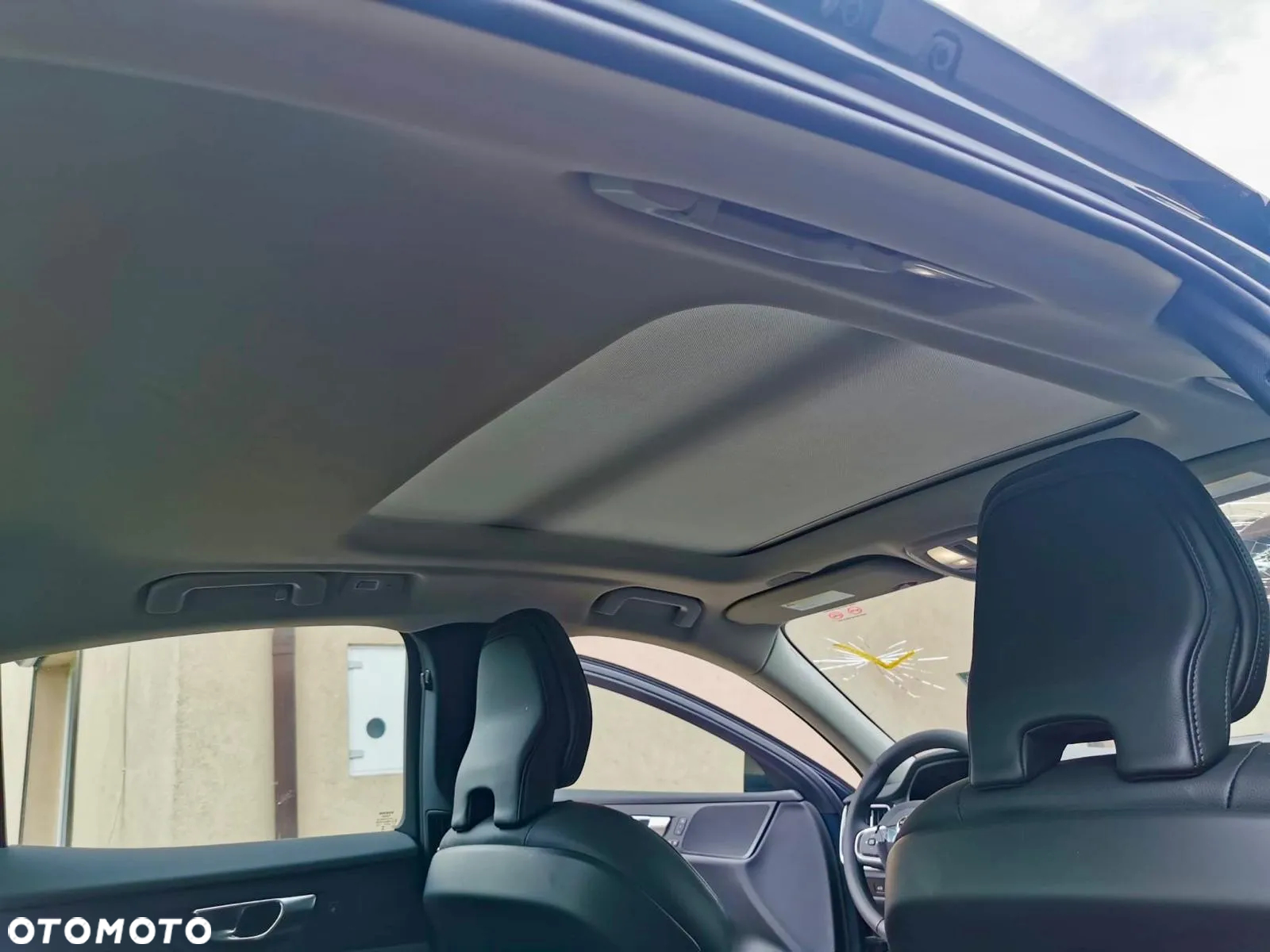 Volvo S60 B5 B AWD Plus Dark - 10