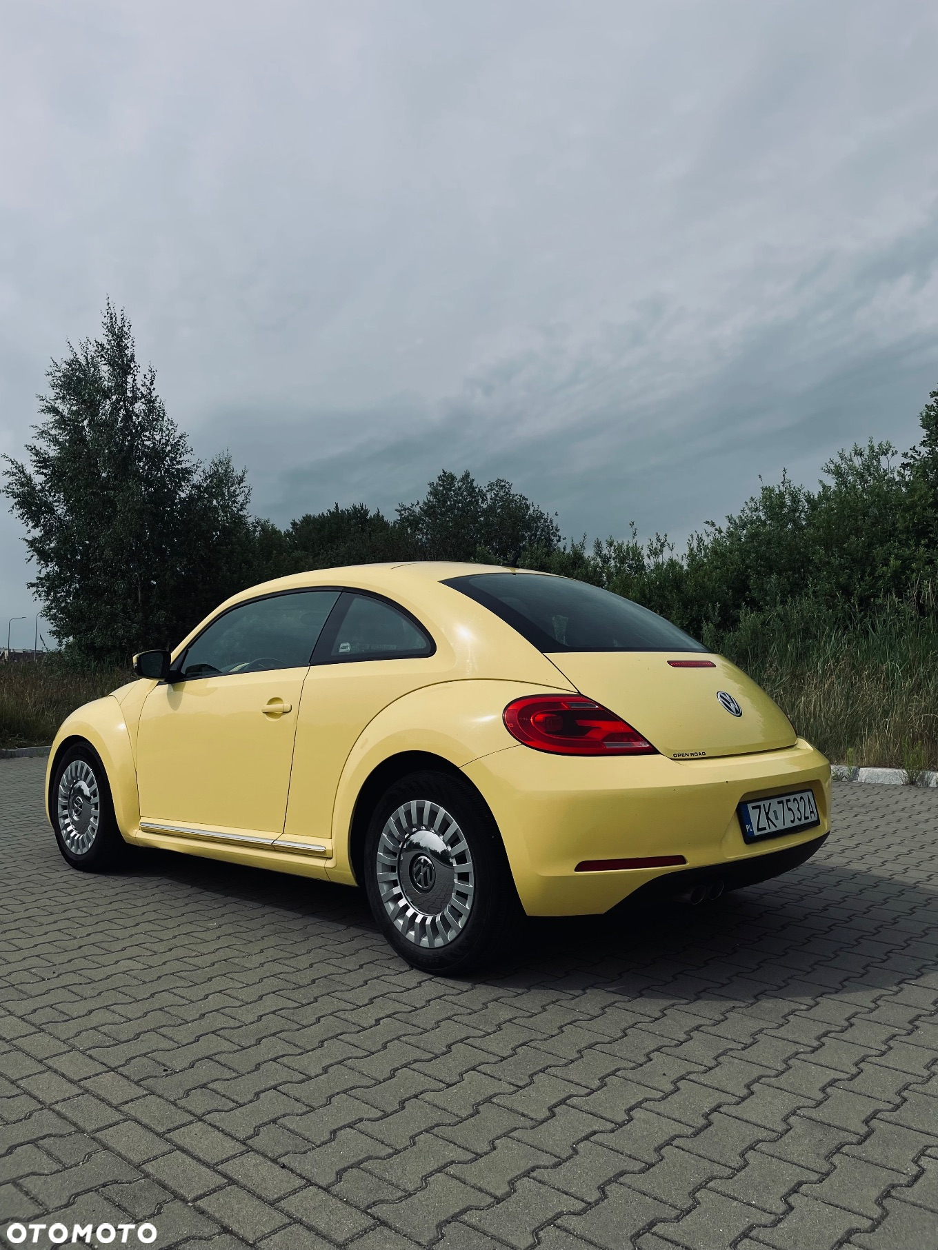Volkswagen New Beetle - 4