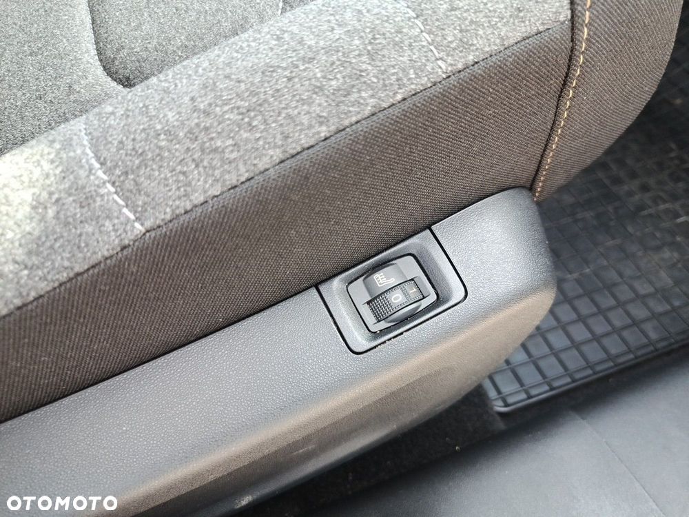 Citroën C3 1.2 PureTech Max EAT6 - 23