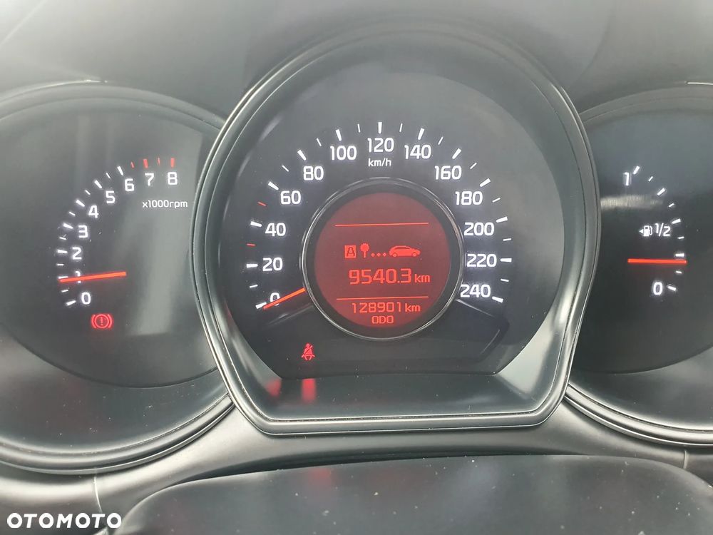 Kia Ceed 1.4 CVVT Attract - 14
