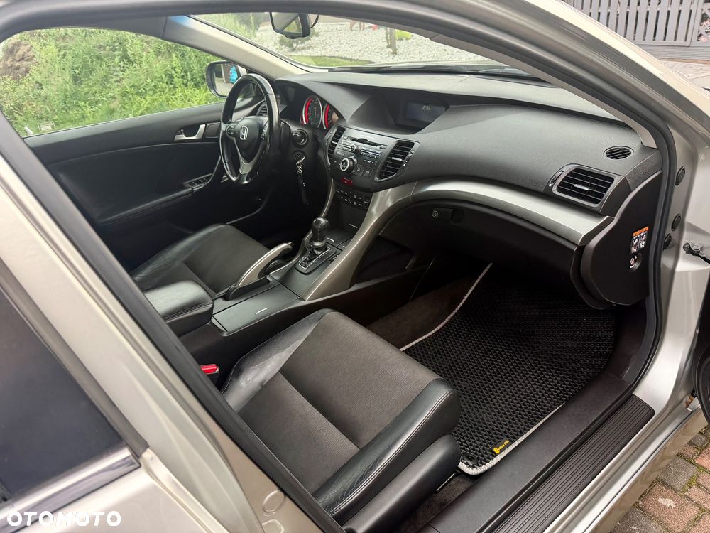Honda Accord - 9