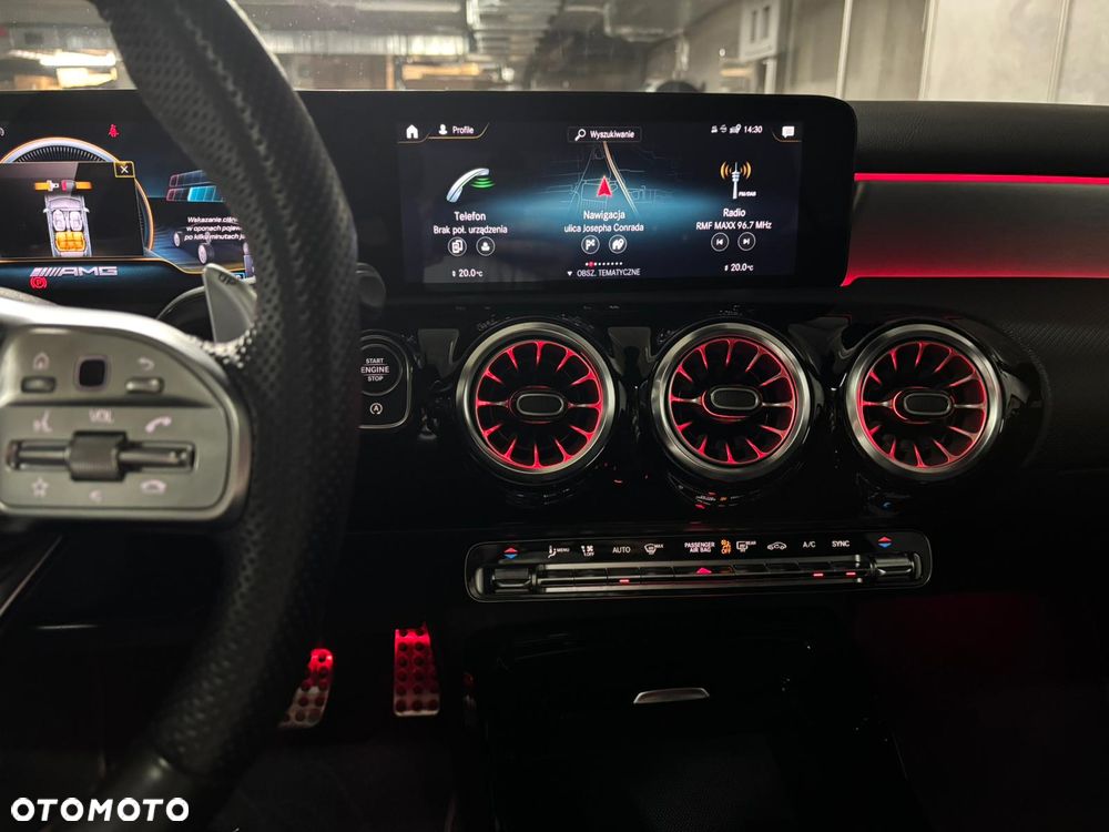 Mercedes-Benz Klasa A 35 AMG 4-Matic 7G-DCT - 14