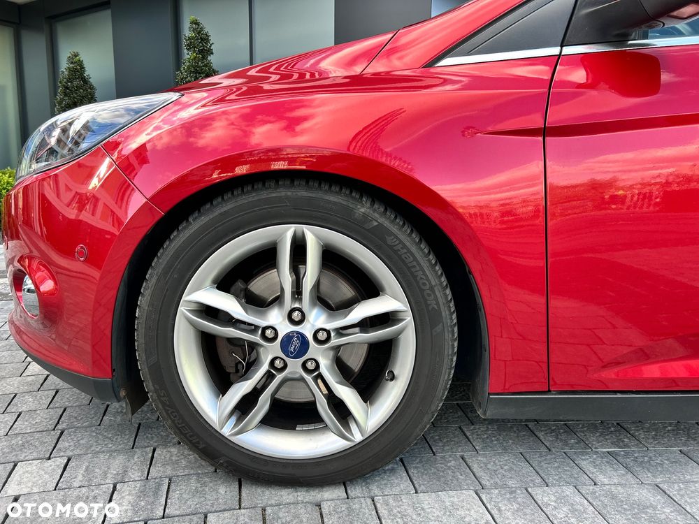 Ford Focus 1.6 EcoBoost Titanium - 23