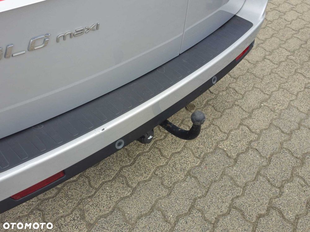 Fiat doblo MAXI - 16
