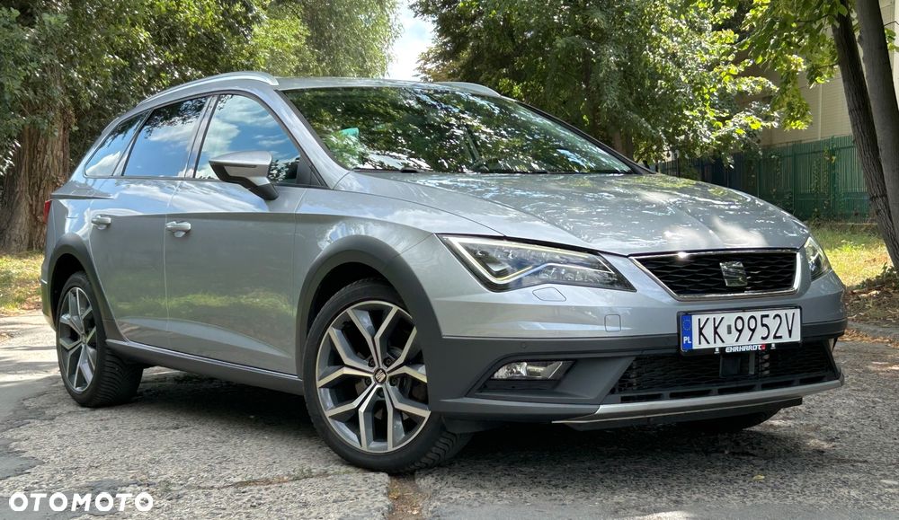 Seat Leon Sportstourer 1.8 TSI Start&Stop 4Drive DSG X-Perience - 4