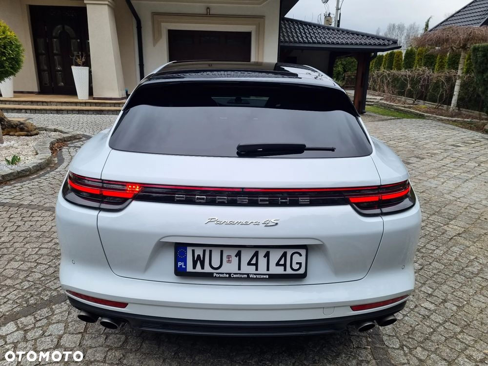 Porsche Panamera 4S Executive - 6